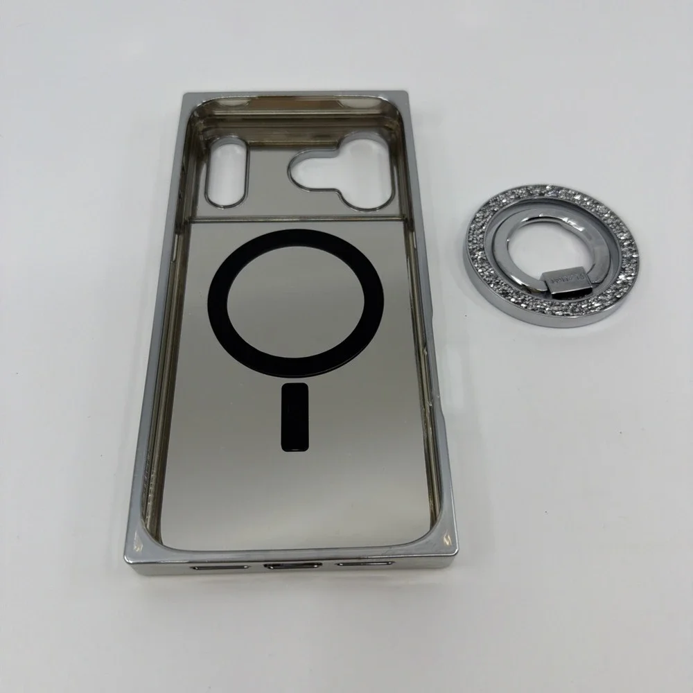 Flaunt square silver